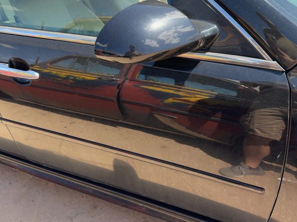 2010 Chevrolet Impala Front Door RH Black 41U — photo 1