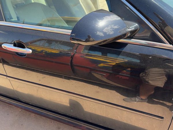 2010 Chevrolet Impala Front Door RH Black 41U — photo 2