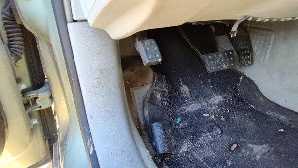 2005 Cadillac Sts Parking Brake Pedal Assembly Oem Complete Emergency Unit — photo 3