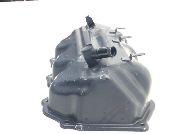 1994 Nissan Pathfinder Driver Left Valve Cover SOHC 3.0L — photo 6