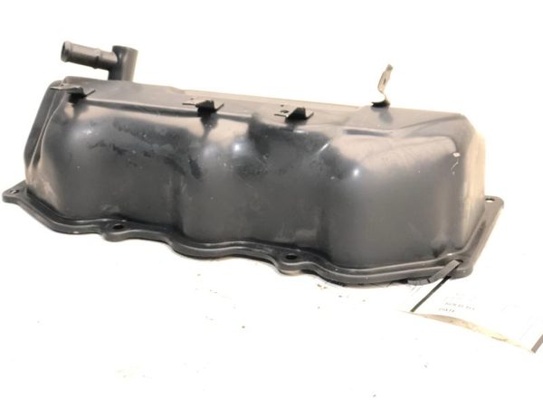 1994 Nissan Pathfinder Driver Left Valve Cover SOHC 3.0L — photo 9