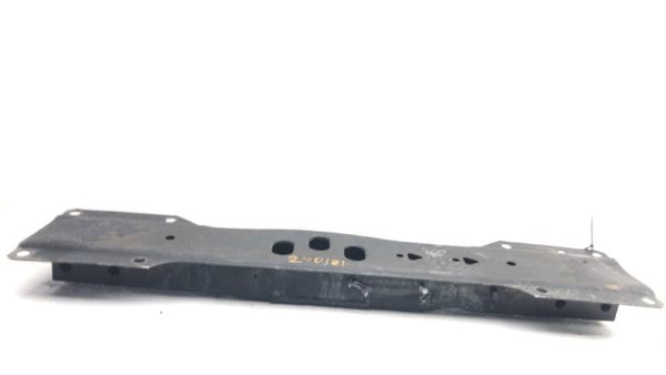 2004 Buick Rainier Transmission Crossmember Brace Bracket Oem 5.3L At 4X4 — photo 3