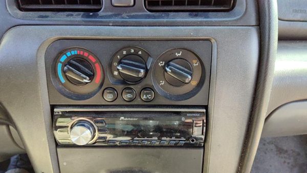 2000-2004 Subaru Legacy Temperature Control Module In Dash Heater Ac Head Unit — photo 1