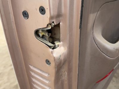 1997-1998 Ford F250 Driver Left Front Door Latch With Rods/Cables Oem