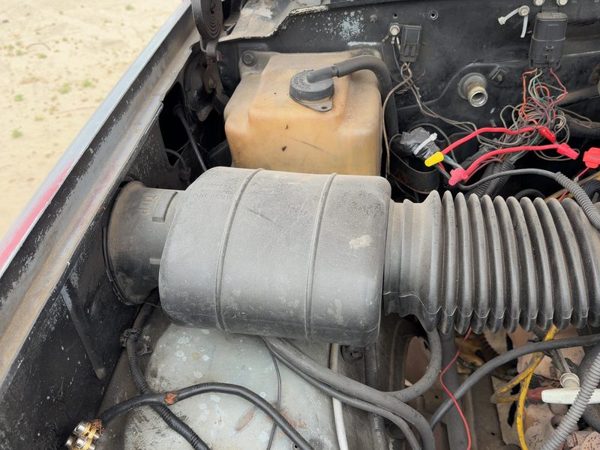 92-95 Silverado 1500 Complete Air Cleaner Filter Box Housing With Tube 5.7L — photo 4