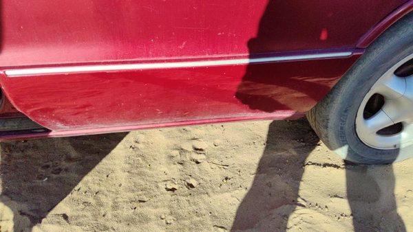 96-99 Olds 88 Driver Left Rear Moulding From Door Oem Back Trim Strip Red — photo 2