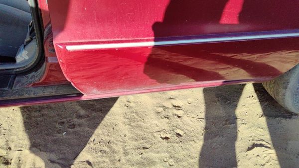96-99 Olds 88 Driver Left Rear Moulding From Door Oem Back Trim Strip Red — photo 4