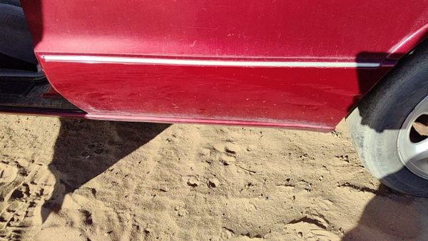 96-99 Olds 88 Driver Left Rear Moulding From Door Oem Back Trim Strip Red — photo 1