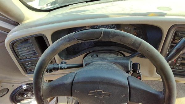 2004 Silverado 1500 Steering Wheel OEM 15768324 — photo 4