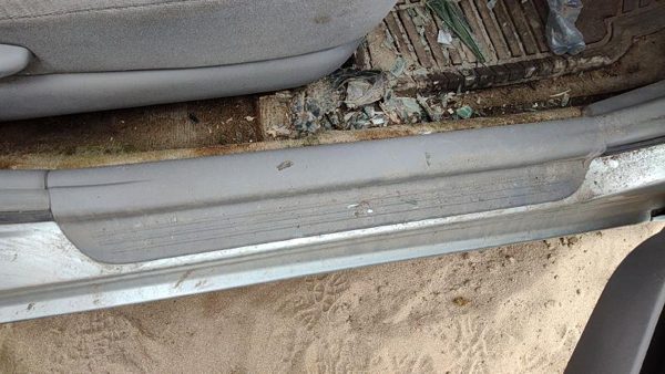 02-06 Toyota Camry Passenger Right Lower Sill Step Moulding Trim Panel 95 Stone — photo 1