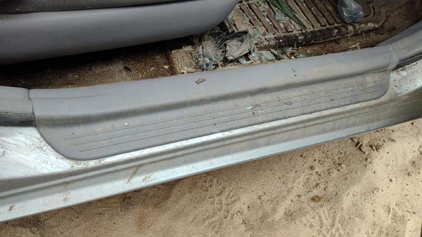 02-06 Toyota Camry Passenger Right Lower Sill Step Moulding Trim Panel 95 Stone — photo 2