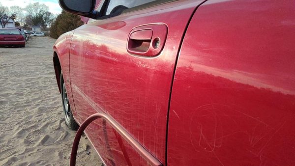 2010 Dodge Charger Front Door LH Prh Inferno Red — photo 4