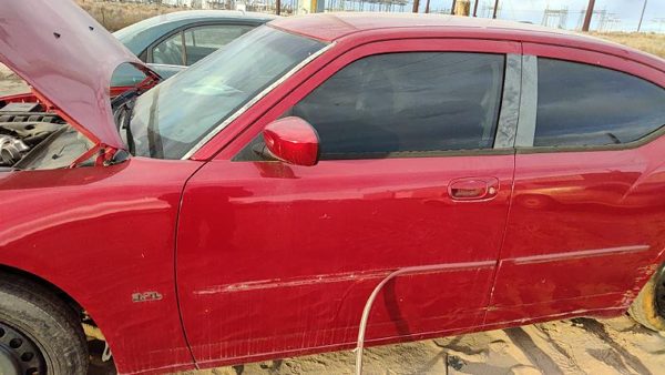 2010 Dodge Charger Front Door LH Prh Inferno Red — photo 1
