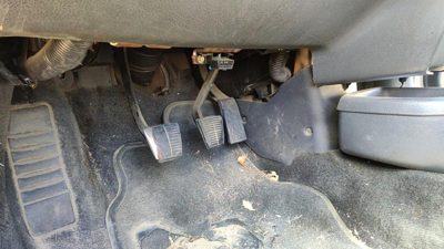 2000-2005 Chevy Cavalier Complete Clutch And Brake Pedal Assembly Oem