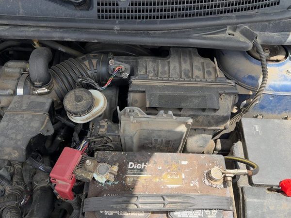 07-12 Sentra Complete Air Intake Cleaner Filter Box Housing With Tube Oem 2.0L — photo 5