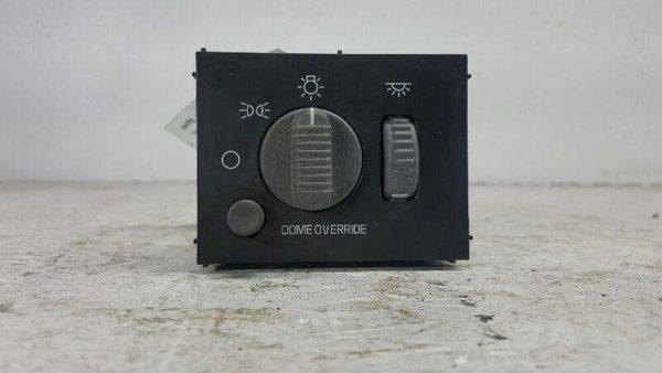 2000 Gmc Yukon Oem Headlight Switch Dash Knob Assembly Dimmer — photo 1