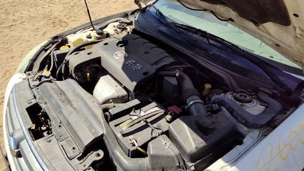 2003 Nissan Altima Radiator 2.5L AT — photo 3