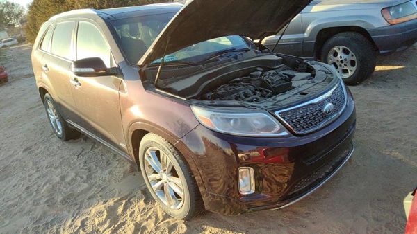 2014 Kia Sorento — vehicle photo 2
