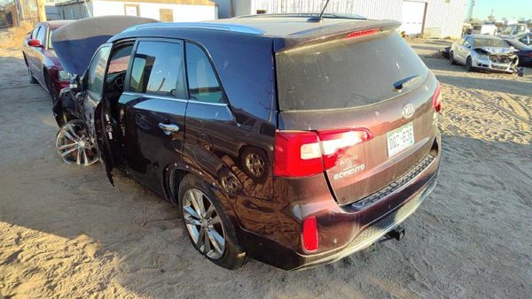 2014 Kia Sorento — vehicle photo 4