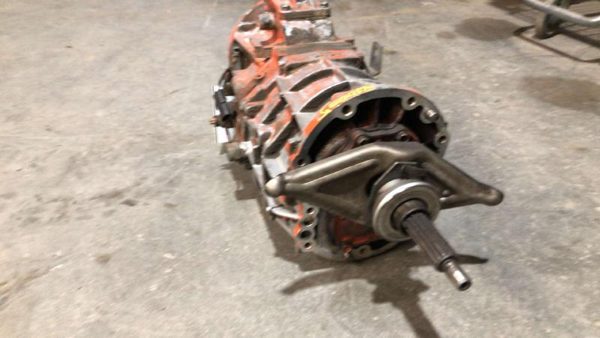 1984-1985 Jeep Cherokee Manual Transmission Assembly Oem 5 Speed 2.5L Mt 4X4 — photo 8