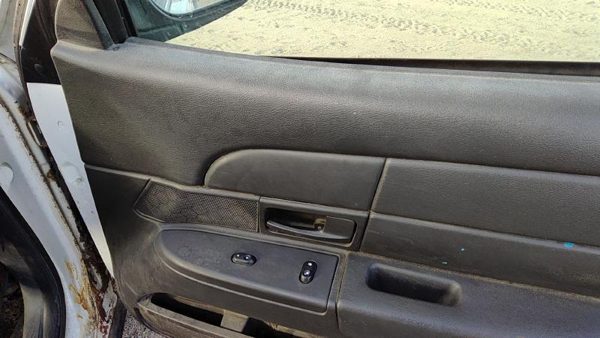 2005 Ford Crown Vic Passenger Right Front Door Trim Panel With Switches Black — photo 5
