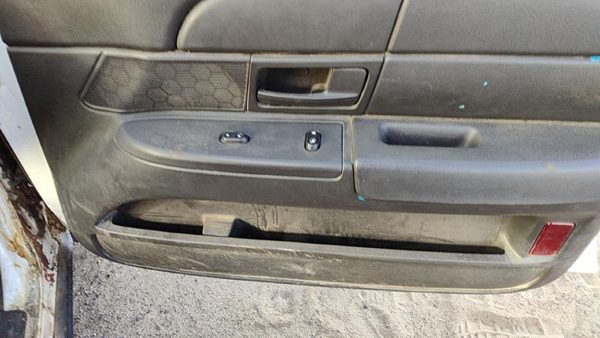 2005 Ford Crown Vic Passenger Right Front Door Trim Panel With Switches Black — photo 7