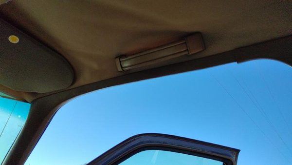 88-94 Chevy Suburban Passenger Right A Pillar Trim Windshield Post Panel Oem Tan — photo 5