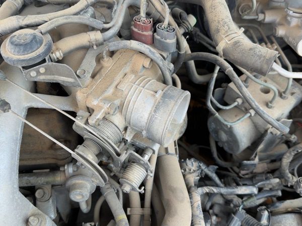 1995-1999 Nissan Maxima Throttle Body Valve Oem With Sensors 3.0L 1611840U11 — photo 4