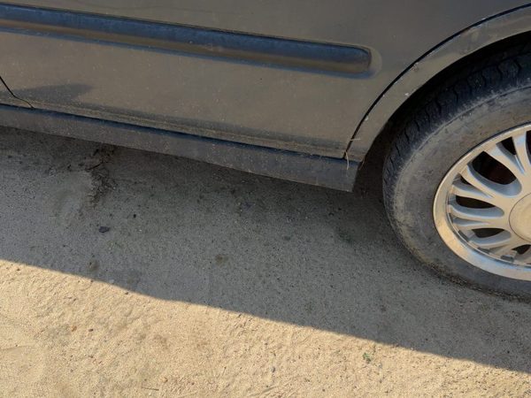 1996-2000 Honda Civic Driver Left Lower Rocker Panel Moulding Side Skirt Oem — photo 2