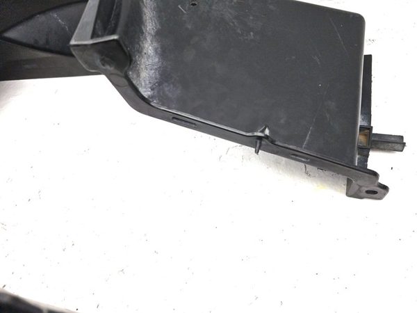 2001-2007 Sierra 1500 Hd Radiator Cooling Fan Shroud Oem Plastic Housing 6.0L — photo 17