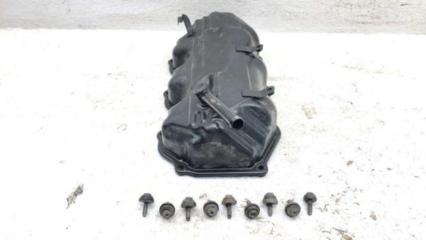 2000-2004 Nissan Xterra Driver Left Valve Cover With Bolts Oem 3.3L 132654S100 — photo 1