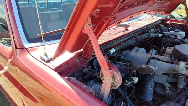 1991 Ford F150 Hood Hinge RH Maroon — photo 3