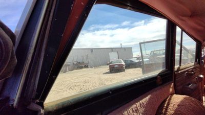 1984-1991 Jeep Grand Wagoneer Driver Left Inner Quarter Glass Trim Oem