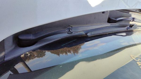 2010-2014 Subaru Legacy Outback Driver Left Windshield Wiper Arm Oem Blade Lever — photo 5