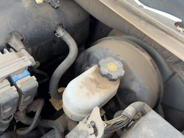 04-05 Buick Rainier Power Brake Booster With Master Cylinder Pair Set Oem 4.2L — photo 4