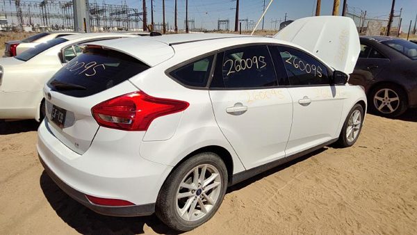 2018 Ford Focus — vehicle photo 7