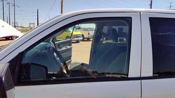 2009-2023 Dodge Ram 1500 Driver Left Front Side Window Door Glass Oem Crew Cab — photo 4
