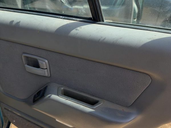 95 Isuzu Rodeo Passenger Right Rear Door Trim Panel With Switches Back Gray 160 — photo 8