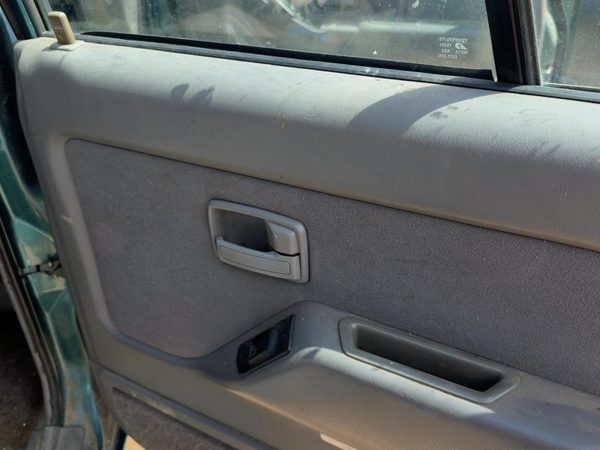 95 Isuzu Rodeo Passenger Right Rear Door Trim Panel With Switches Back Gray 160 — photo 7