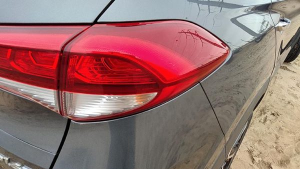 16-18 Hyundai Tucson Passenger Right Tail Light Brake Lamp Rear Outer Quarter — photo 1