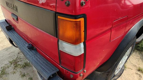 1987-1995 Nissan Pathfinder Passenger Right Tail Light Brake Lamp Oem Rear — photo 2