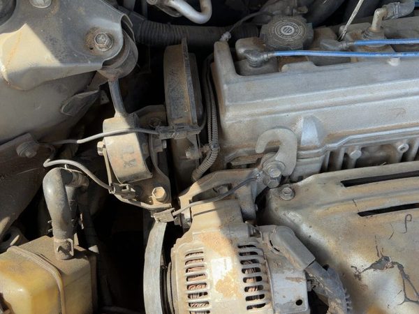 1997-2001 Toyota Camry Complete Timing Cover Set Upper Lower 2.2L 1130374050 — photo 1
