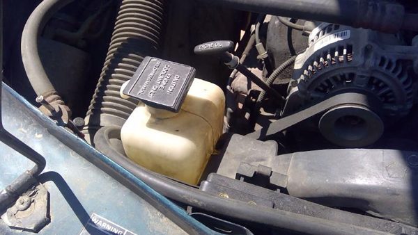 91-93 Dodge Dakota Coolant Reservoir Radiator Overflow Tank Bottle Oem 5.2L — photo 1