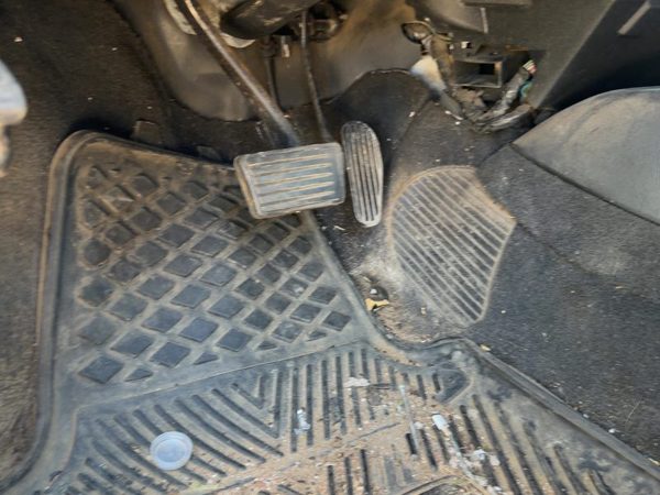 1998-2005 Chevy S10 Blazer Gas Pedal Assembly Accelerator OEM 15714254 — photo 2