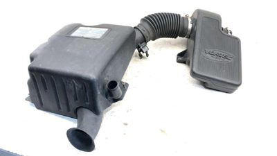 05-07 Envoy Complete Air Intake Cleaner Filter Box Housing With Tube Oem 4.2L