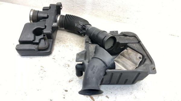 05-07 Envoy Complete Air Intake Cleaner Filter Box Housing With Tube Oem 4.2L — photo 10