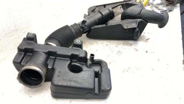 05-07 Envoy Complete Air Intake Cleaner Filter Box Housing With Tube Oem 4.2L — photo 12