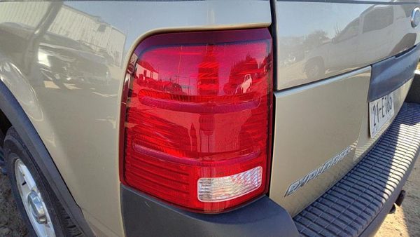 2002-2005 Ford Explorer Driver Left Tail Light Brake Lamp Oem Rear 1L2z13405aa — photo 4