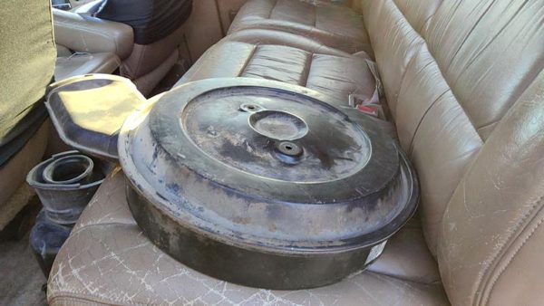 1992-1995 Chevy Suburban Air Cleaner Filter Box Oem Intake Housing 5.7L 25098973 — photo 3