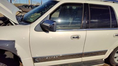 2008 Lincoln Navigator Front Door LH Pv White Chocolate 7L7Z7820125A